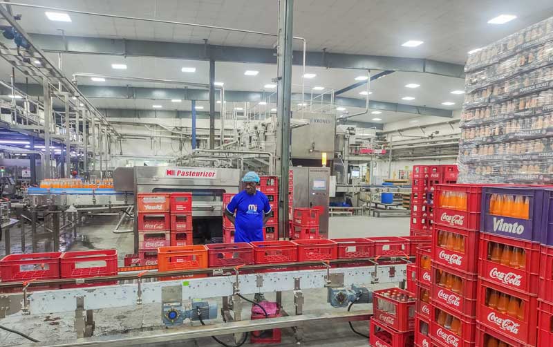 18000bph glazen fles Coca-Cola vul- en verpakkingslijn